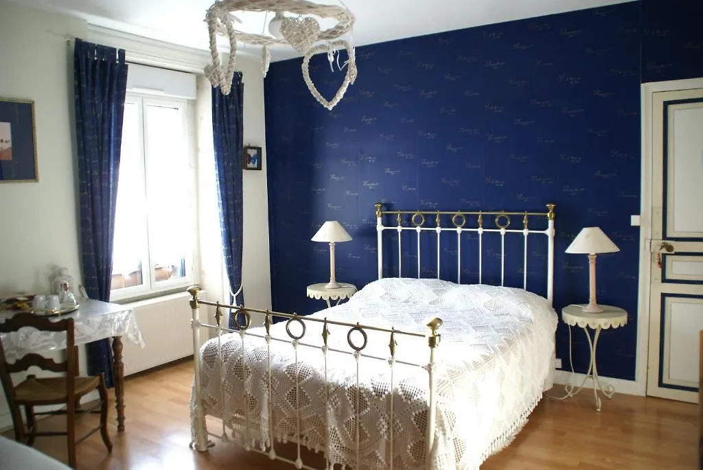 La Chatellerie Bed & Breakfast Pance 0*,